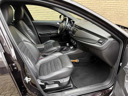 Alfa Romeo Giulietta - Afbeelding 18 van 30