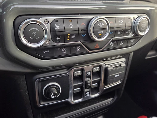 Jeep Wrangler - Afbeelding 19 van 30