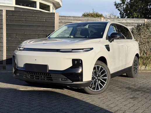 Leapmotor B10 - Afbeelding 1 van 30