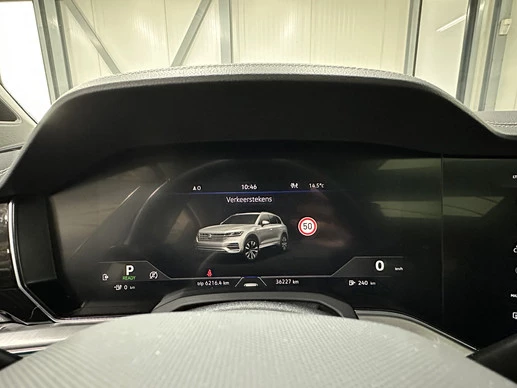 Volkswagen Touareg - Afbeelding 13 van 30