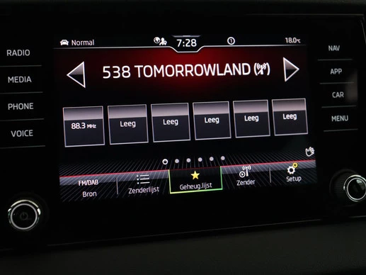 Škoda Karoq - Afbeelding 23 van 30