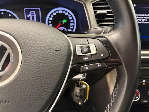 Volkswagen T-Roc - Afbeelding 19 van 26