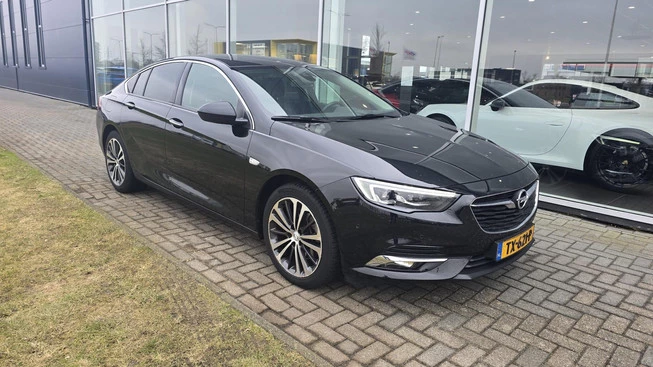 Opel Insignia - Afbeelding 1 van 4