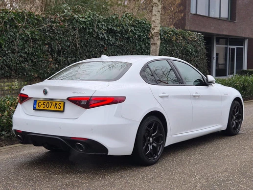 Alfa Romeo Giulia - Afbeelding 7 van 27