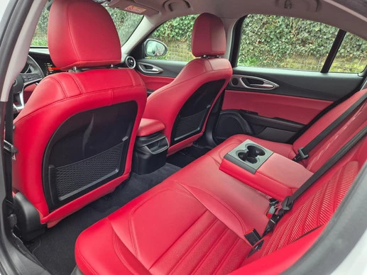 Alfa Romeo Giulia - Afbeelding 16 van 27