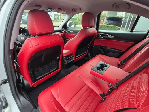 Alfa Romeo Giulia - Afbeelding 26 van 27