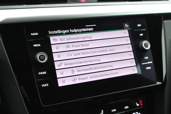 Volkswagen Arteon - Afbeelding 28 van 30