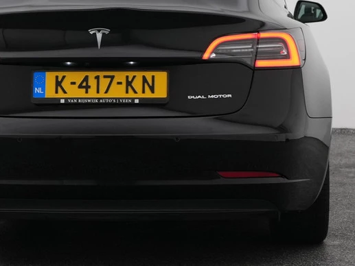 Tesla Model 3 - Afbeelding 21 van 30