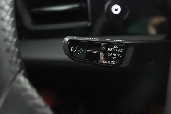 Porsche Taycan - Afbeelding 26 van 30