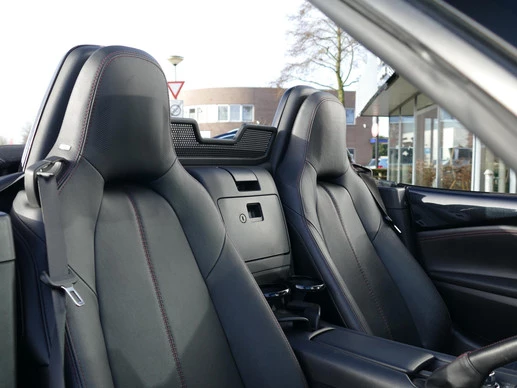 Mazda MX-5 - Afbeelding 10 van 30