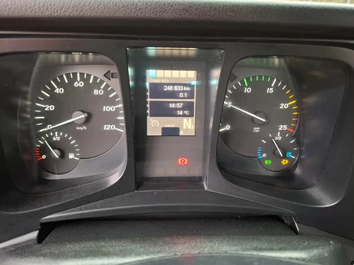 Mercedes-Benz Arocs 2640 - Afbeelding 26 van 30