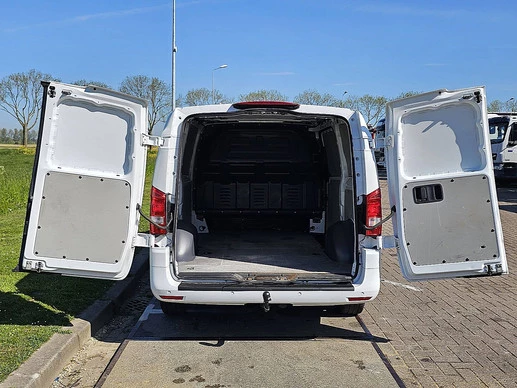 Mercedes-Benz Vito - Afbeelding 15 van 22
