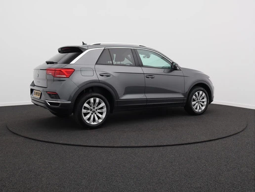 Volkswagen T-Roc - Afbeelding 21 van 30