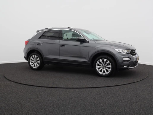 Volkswagen T-Roc - Afbeelding 25 van 30