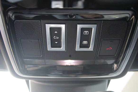 Land Rover Range Rover - Afbeelding 27 van 30