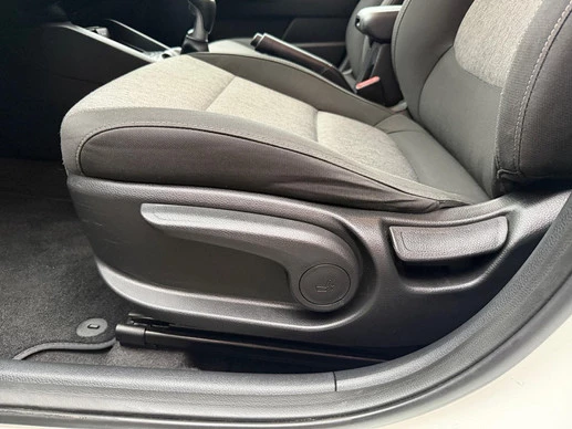 Kia Stonic - Afbeelding 23 van 30