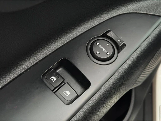 Kia Stonic - Afbeelding 26 van 30