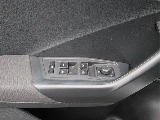 Volkswagen T-Roc - Afbeelding 7 van 30