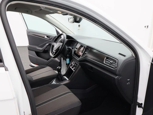 Volkswagen T-Roc - Afbeelding 17 van 30