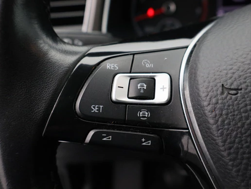 Volkswagen T-Roc - Afbeelding 21 van 30