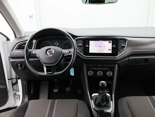 Volkswagen T-Roc - Afbeelding 22 van 30