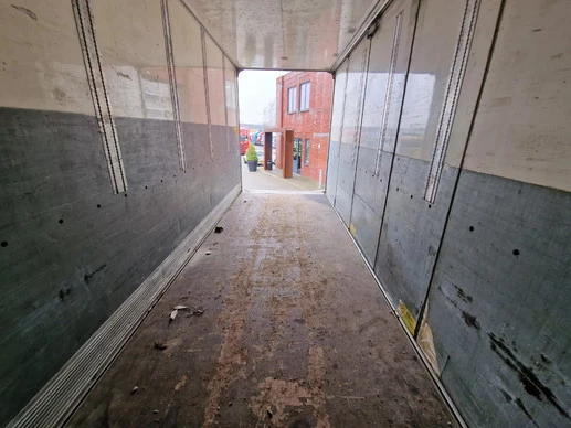 Scania R - Afbeelding 28 van 30