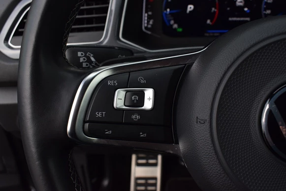 Volkswagen T-Roc - Afbeelding 25 van 30