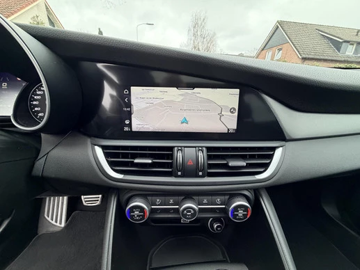 Alfa Romeo Giulia - Afbeelding 23 van 30