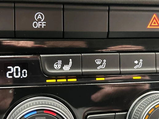 Volkswagen T-Roc - Afbeelding 27 van 30