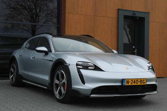 Porsche Taycan - Afbeelding 6 van 30