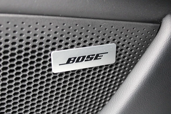 Porsche Taycan - Afbeelding 20 van 30