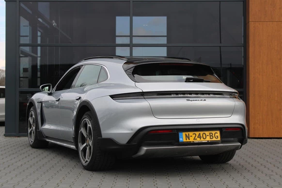 Porsche Taycan - Afbeelding 22 van 30