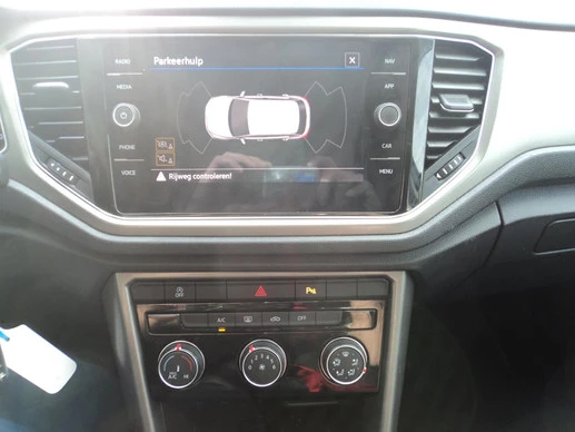 Volkswagen T-Roc - Afbeelding 16 van 22