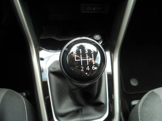 Volkswagen T-Roc - Afbeelding 17 van 22