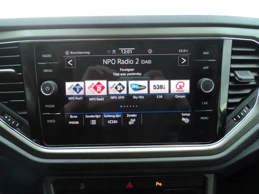 Volkswagen T-Roc - Afbeelding 18 van 22