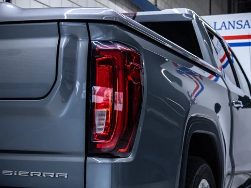 GMC Sierra - Afbeelding 11 van 26