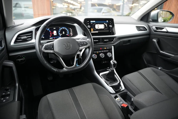 Volkswagen T-Roc - Afbeelding 2 van 30