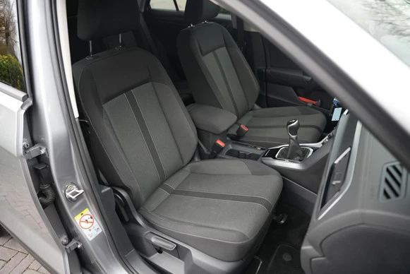 Volkswagen T-Roc - Afbeelding 9 van 30