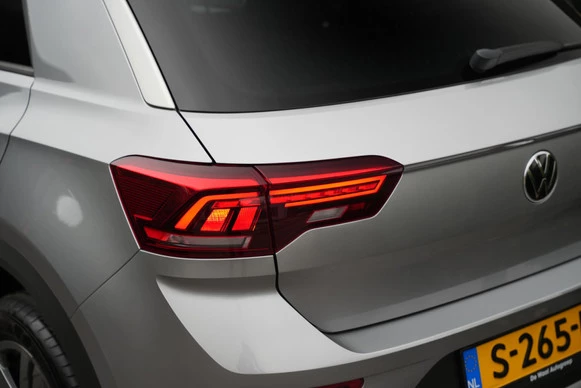 Volkswagen T-Roc - Afbeelding 12 van 30