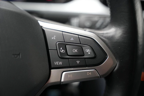 Volkswagen T-Roc - Afbeelding 24 van 30