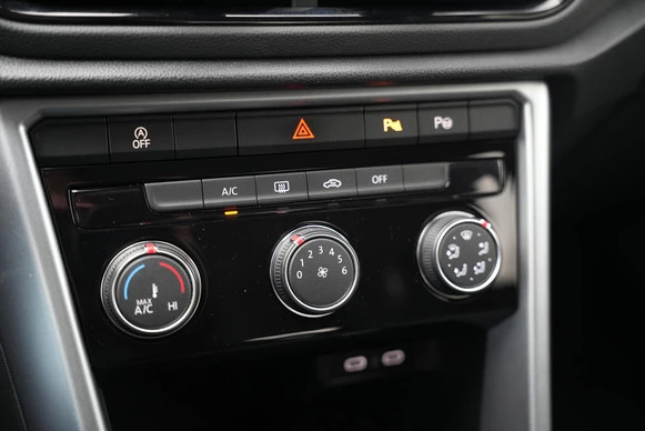 Volkswagen T-Roc - Afbeelding 27 van 30