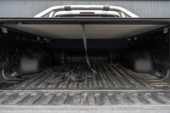 Volkswagen Amarok - Afbeelding 9 van 27