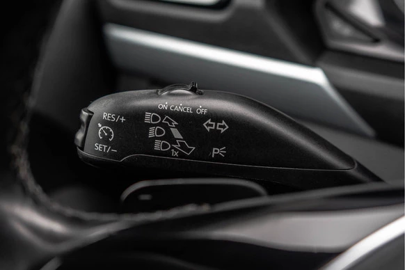 Volkswagen Amarok - Afbeelding 19 van 27