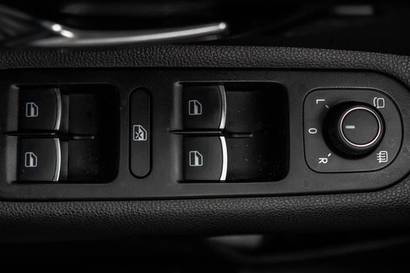 Volkswagen Amarok - Afbeelding 24 van 27