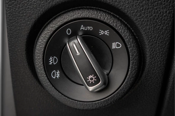 Volkswagen Amarok - Afbeelding 25 van 27