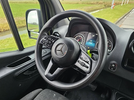 Mercedes-Benz Sprinter - Afbeelding 9 van 15