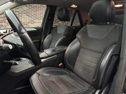 Mercedes-Benz M-Klasse - Afbeelding 14 van 30