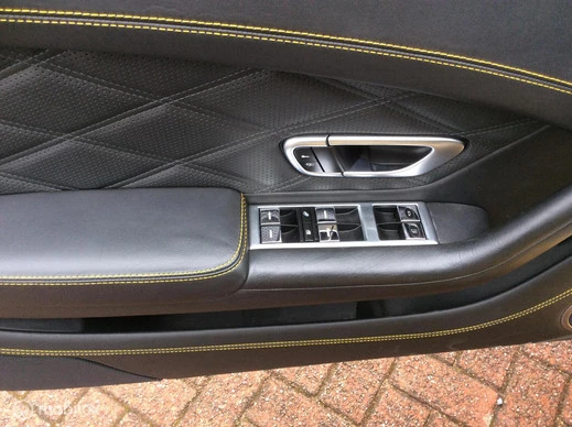 Bentley Continental GT - Afbeelding 13 van 30