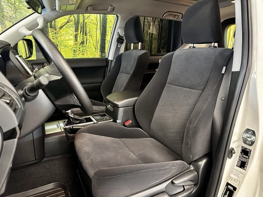 Toyota Land Cruiser - Afbeelding 8 van 24