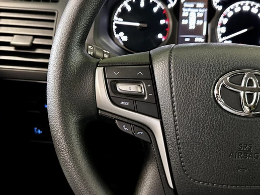 Toyota Land Cruiser - Afbeelding 9 van 24